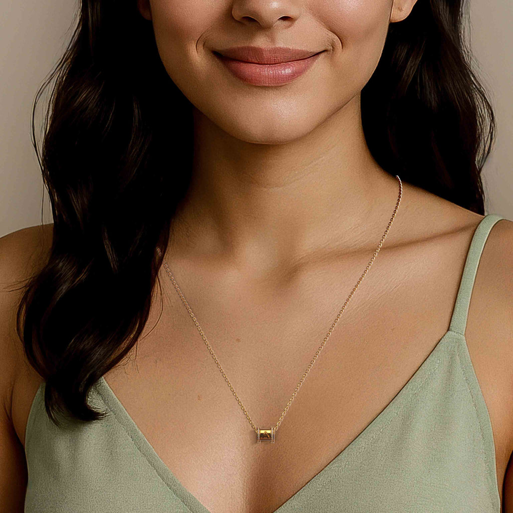 Luxe Lucky Turn Necklace SN002L