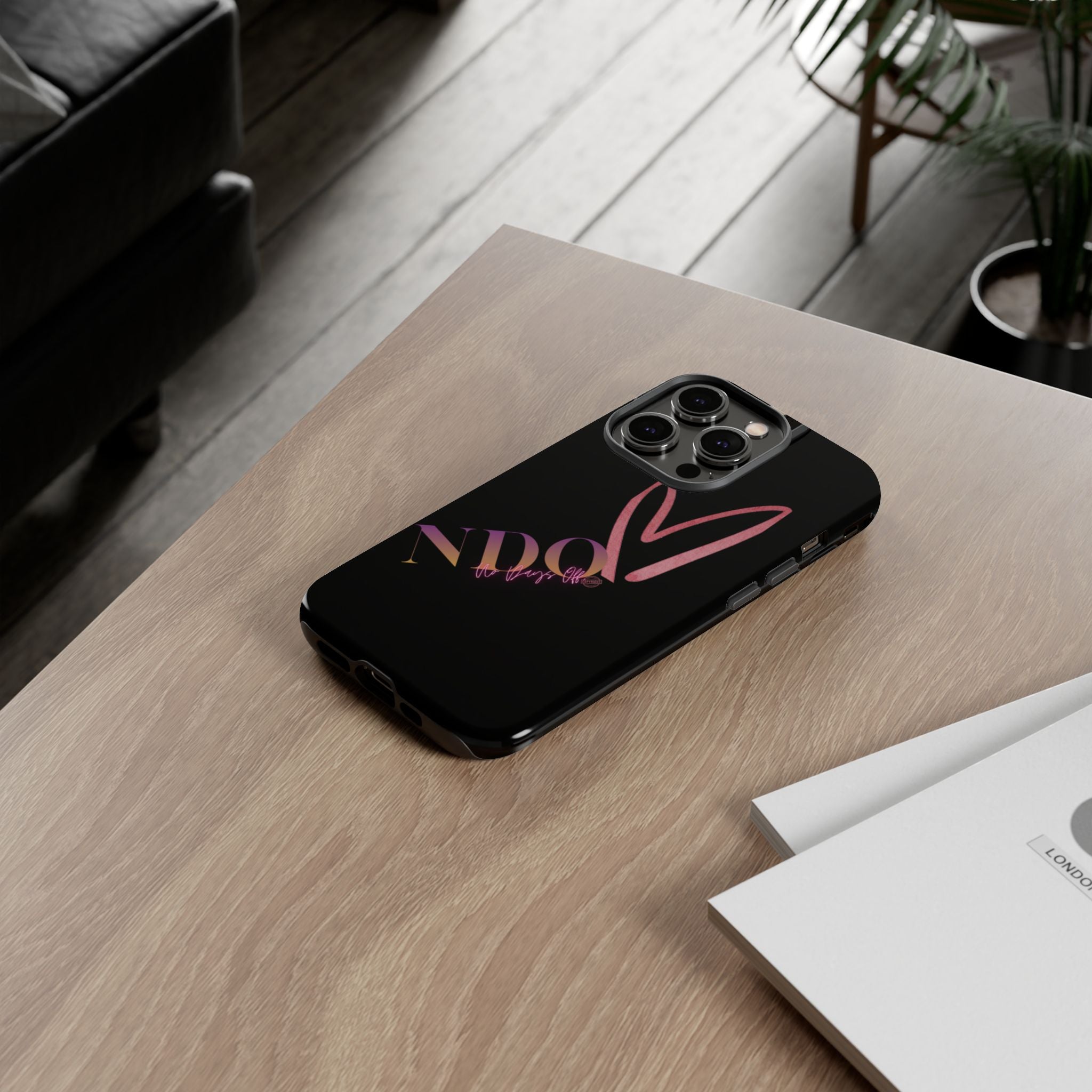 NDO Heart Phone Case – Slim Tough Protective iPhone Cover with Pink Heart Design
