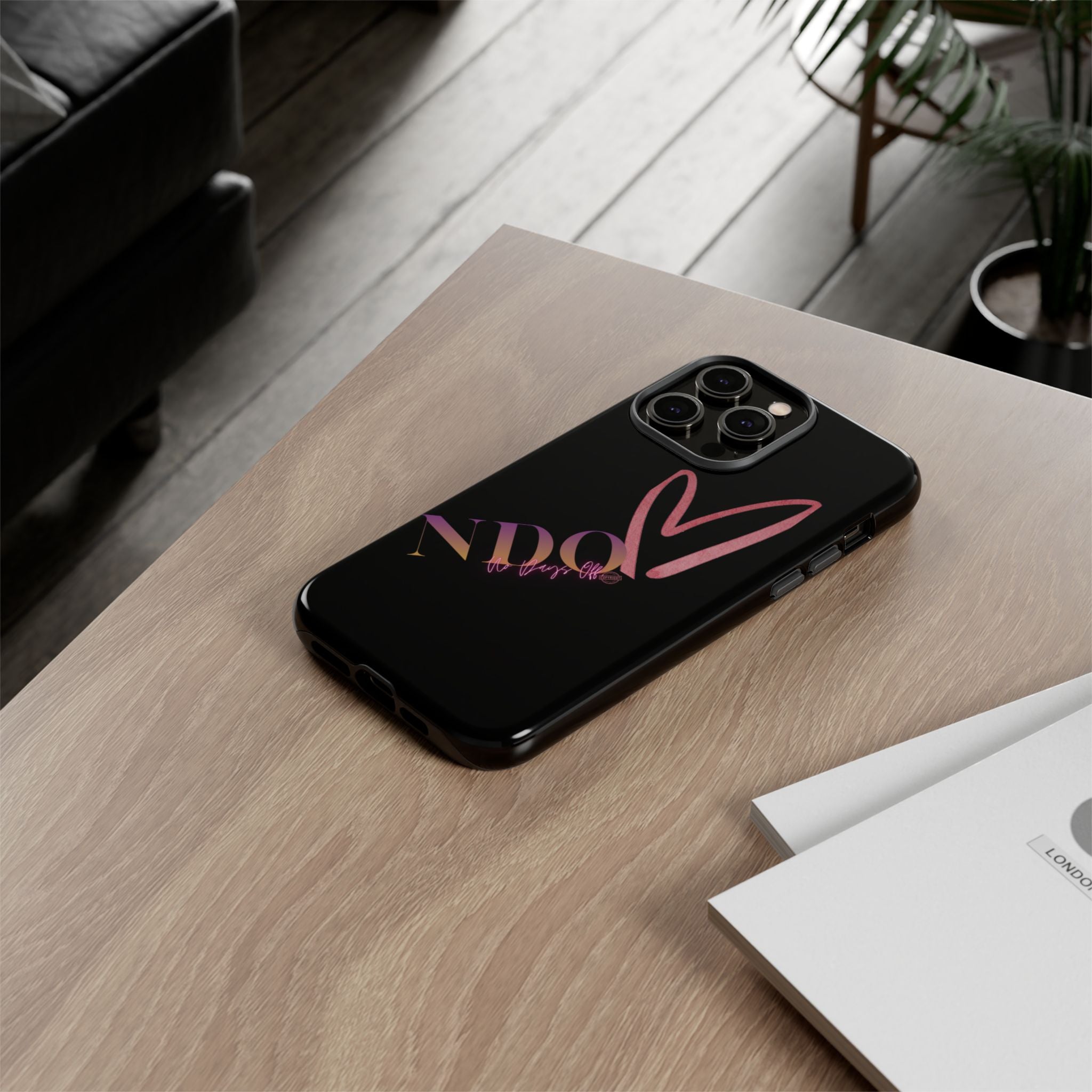 NDO Heart Phone Case – Slim Tough Protective iPhone Cover with Pink Heart Design